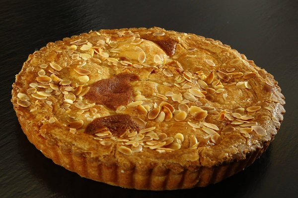 What are the essentials of crafting a perfect tart?
